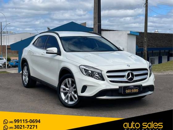 MERCEDES-BENZ GLA 200 1.6 CGI STYLE 16V TURBO FLEX 4P AUTOMÁTICO